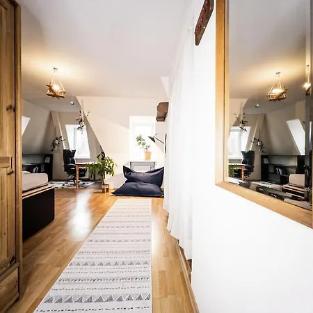 Charmante Wohnung Mit Terrasse Im Herzen Von Leipzig