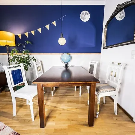 Charmante Wohnung Mit Terrasse Im Herzen Von Leipzig *