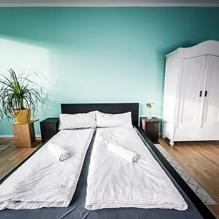 Charmante Wohnung Mit Terrasse Im Herzen Von Leipzig