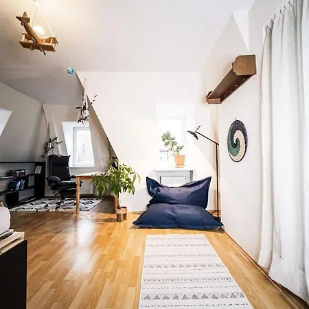 Apartman Charmante Wohnung Mit Terrasse Im Herzen Von Leipzig *